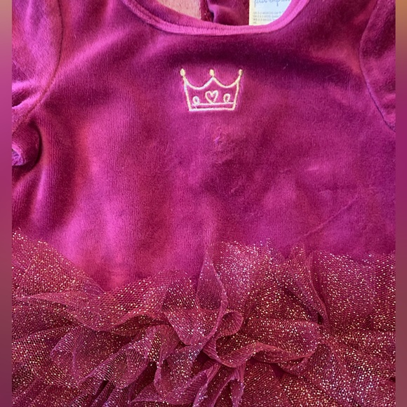 Baby Girls (2) Holiday/Winter Outfits - Size - 0-6 months by First Impressions. - Picture 11 of 11